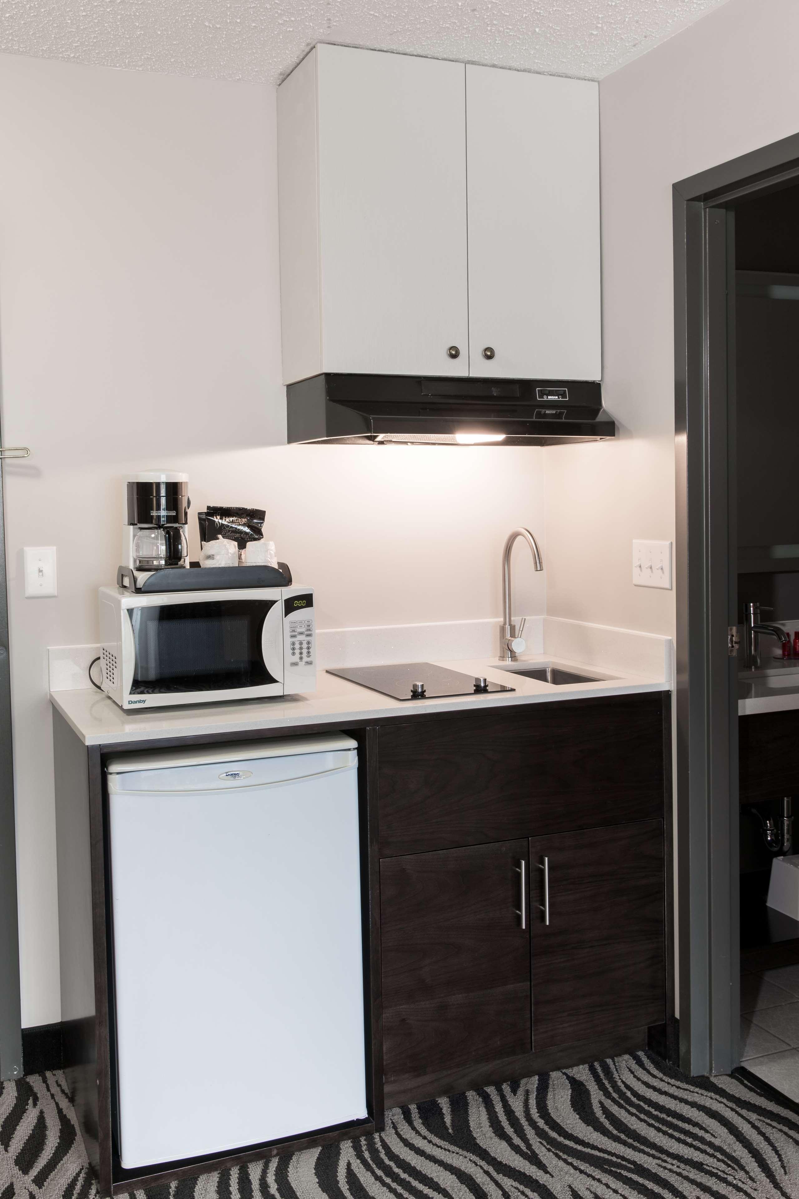 Surestay Hotel By Best Western Castlegar Bagian luar foto