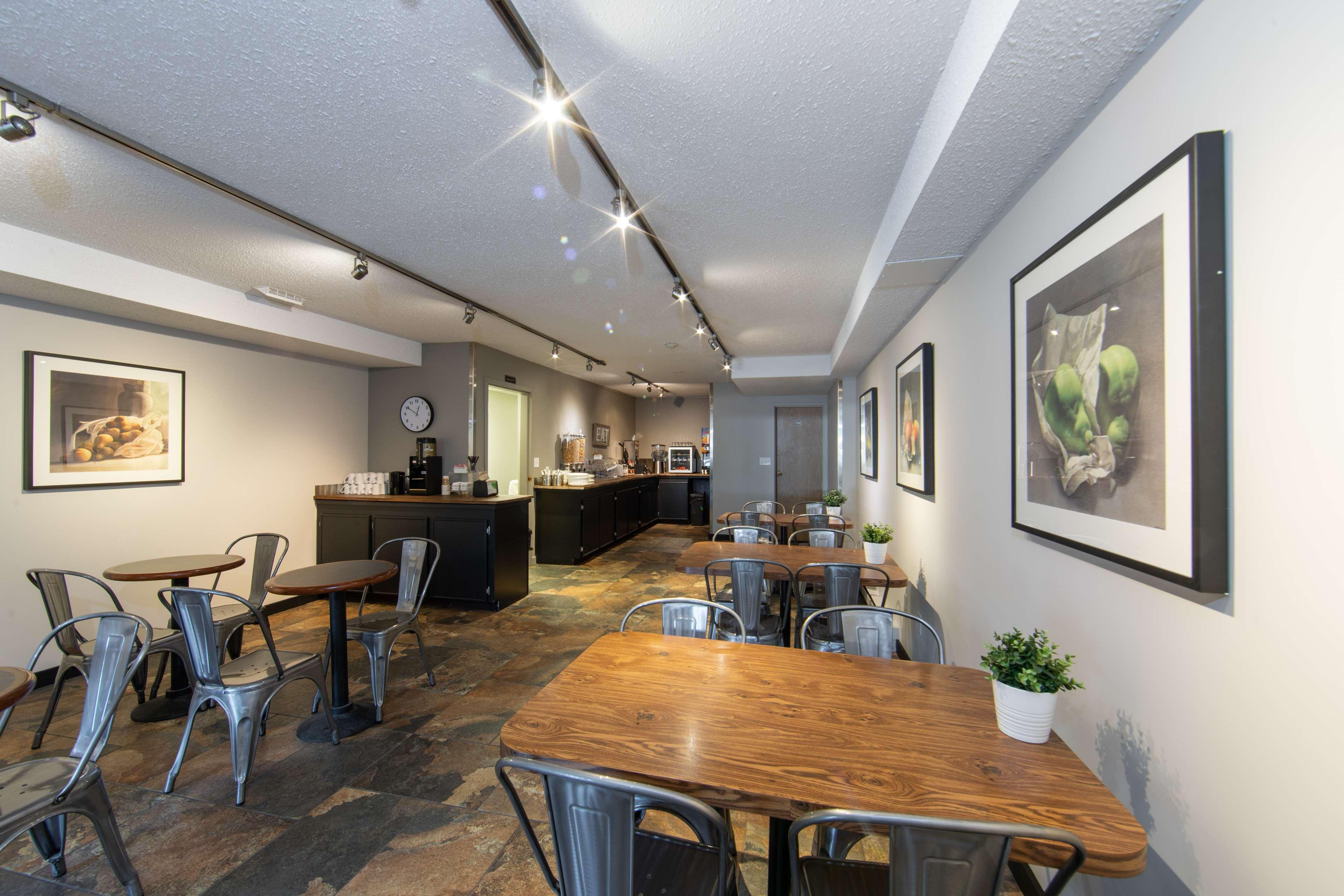 Surestay Hotel By Best Western Castlegar Bagian luar foto
